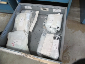 LISTA HEAVY DUTY 10-DRAWER PARTS CABINET W/ CONTENTS (W-44) LOADING & HANDLING FEE $25-